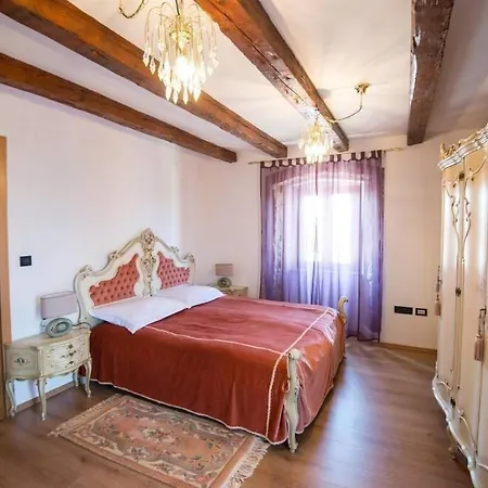 House Polic * Hreljin