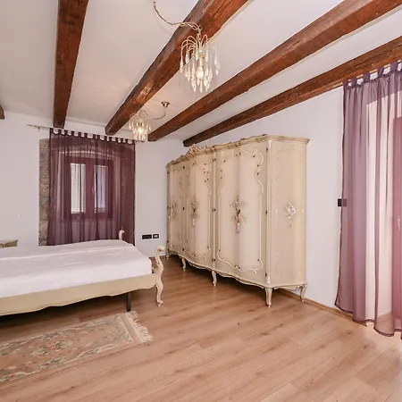 House Polic Hreljin