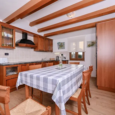 House Polic Hreljin