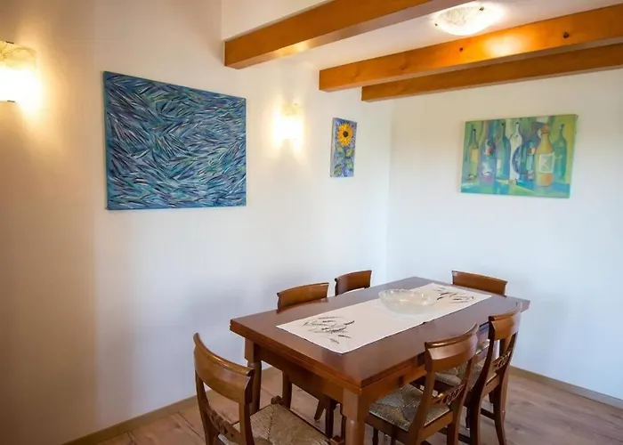 House Polic 度假居 *