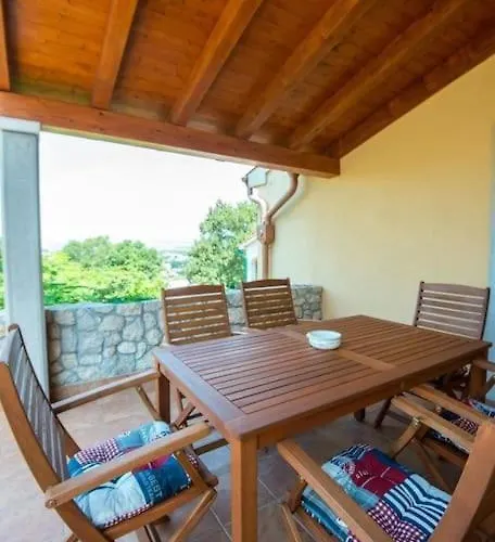 度假居 House Polic